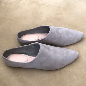 ⚜️Taryn Rose Elene Suede Mule Shoes 7 or 7.5⚜️